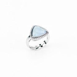 Stříbrný prstýnek s modrým kamínkem